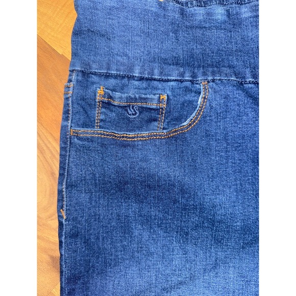 Gloria Vanderbilt Pull On Denim Jeans 18 Short Slimming Panel Amanda Vermont NWT - Picture 5 of 16